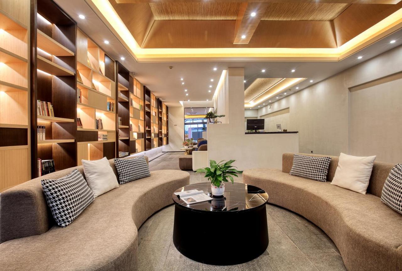 Wing Hotel Guilin- Pedestrian Street מראה חיצוני תמונה