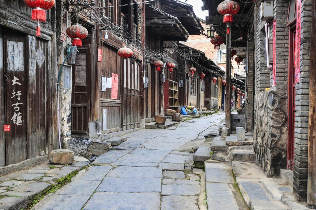 Wing Hotel Guilin- Pedestrian Street מראה חיצוני תמונה