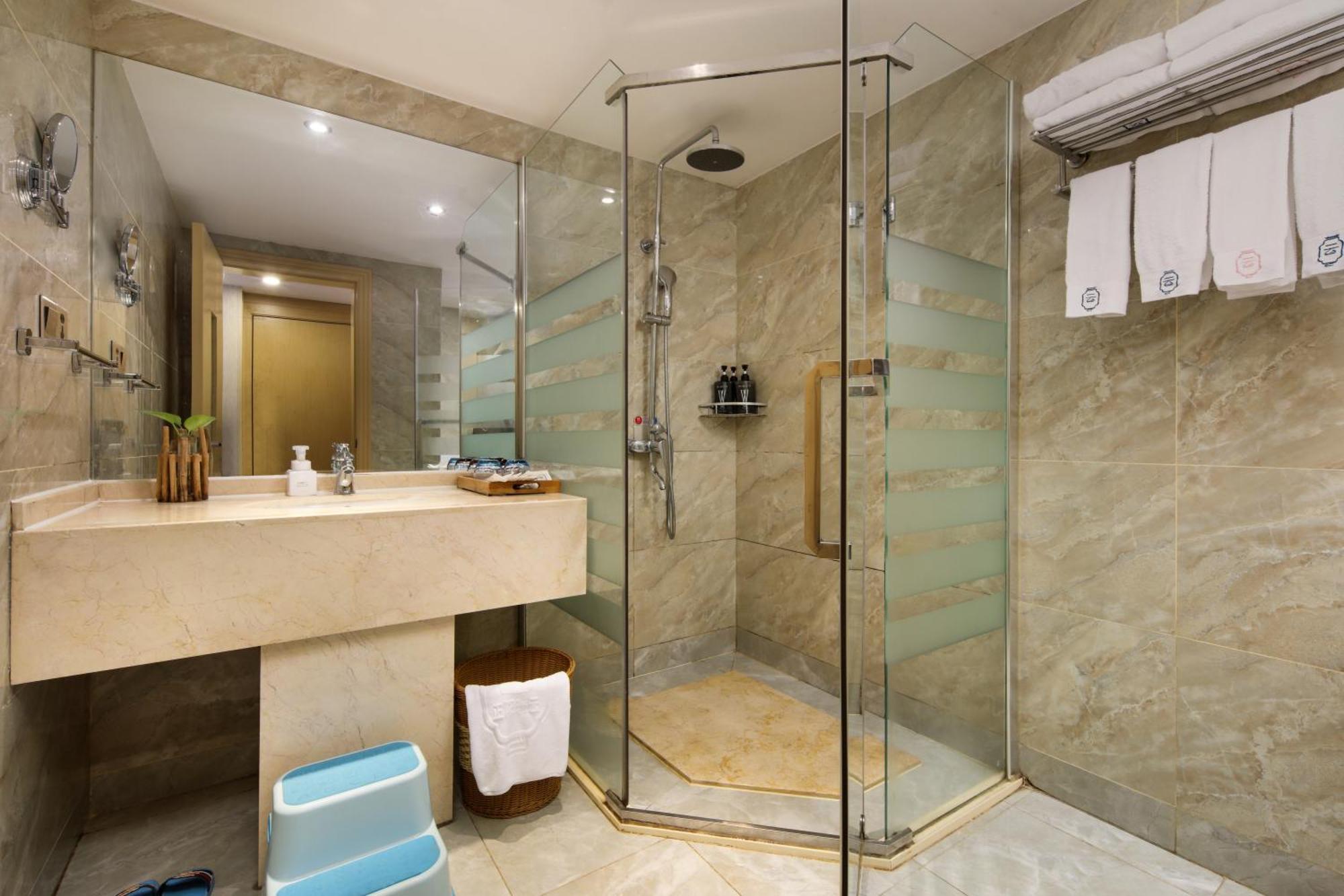Wing Hotel Guilin- Pedestrian Street חדר תמונה